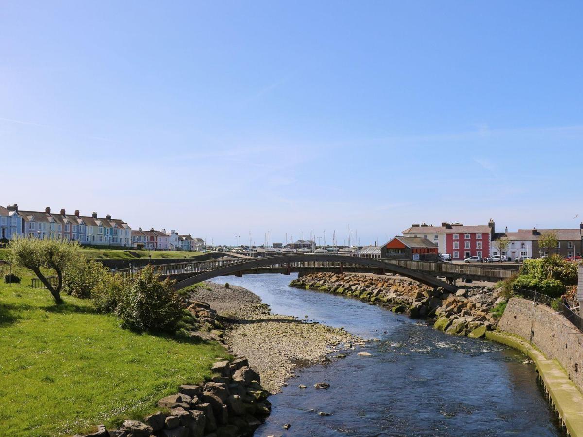 Villa Y Bwthyn Bach Aberaeron Esterno foto