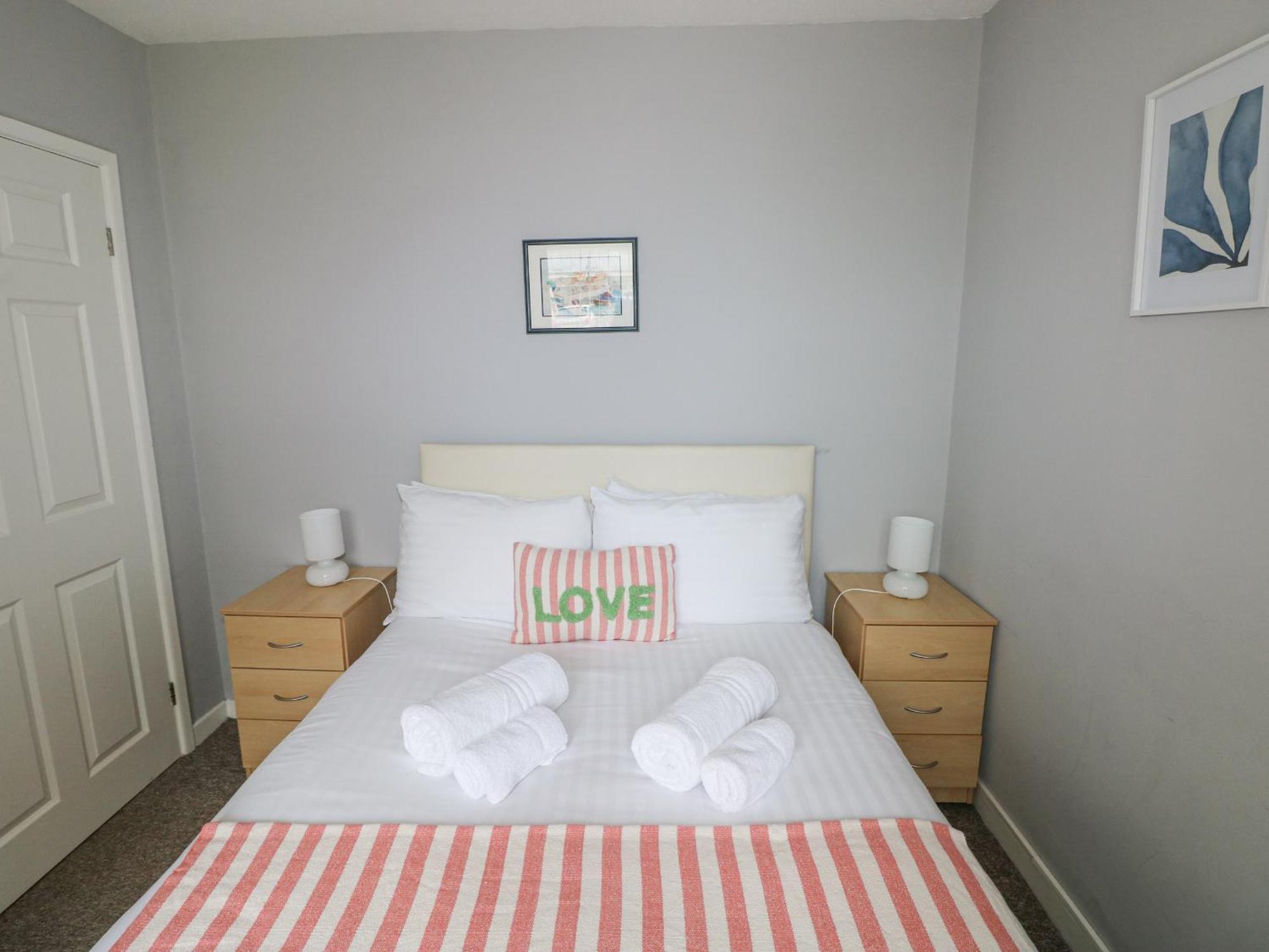 Villa Y Bwthyn Bach Aberaeron Esterno foto