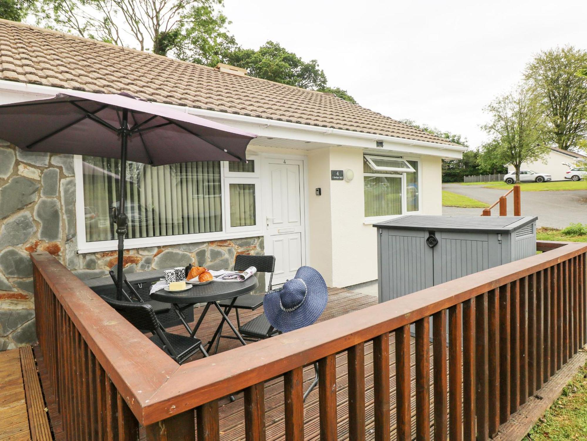 Villa Y Bwthyn Bach Aberaeron Esterno foto